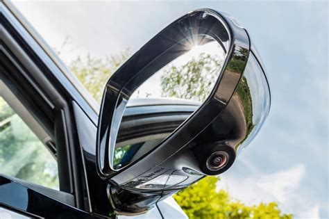 Hyundais Blindspot View Monitor Does It Work Car Magazine