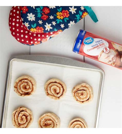 Great Value Original Cinnamon Rolls With Icing 8 Count 124 Oz