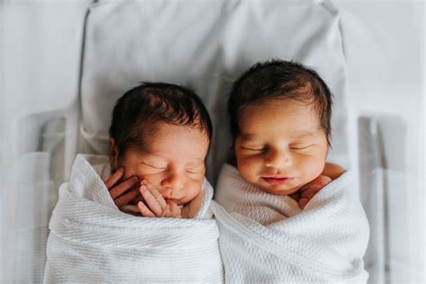 Fresh 48 Hospital Session With Twins Twin Baby Photos Newborn