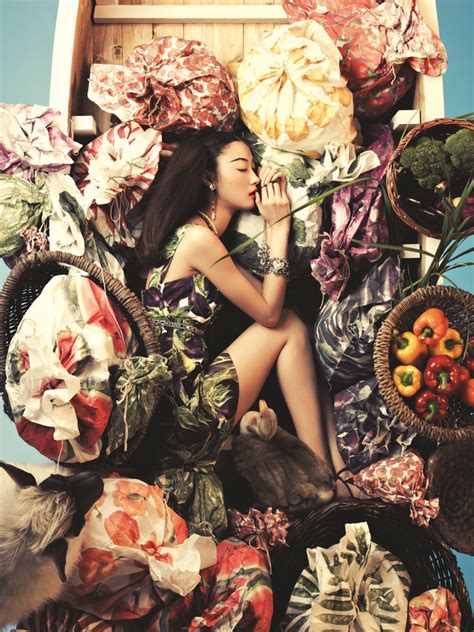 17 Best Images About Voguekorea On Pinterest Korean Model Korean Hanbok And Winter Flowers