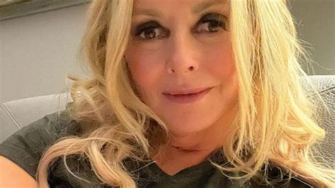 Carol Vorderman Shows Off Her Curves In A Tight T Shirt As She Awaits