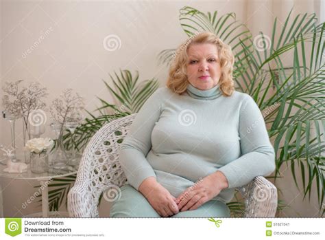 Ritratto Di Una Bionda Anziana Della Donna Immagine Stock Immagine Di
