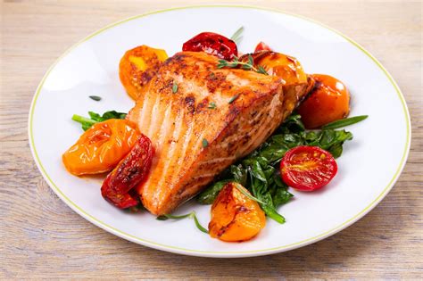 Recette facile du saumon et des légumes frais du moment