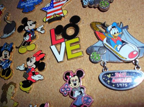 I Love Disney Pins Thats Love Disney Pins Period Lovers Mom