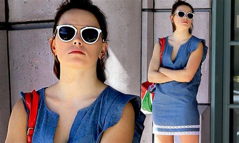 Daisy Ridley Wears On Trend White Sunglasses In Beverly Hills Daily Mail Online