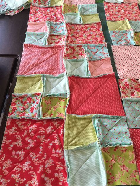 Layer Cake Rag Quilt Tutorial With Heather Spence Rag Quilt Patterns Easy Baby Quilt Pattern