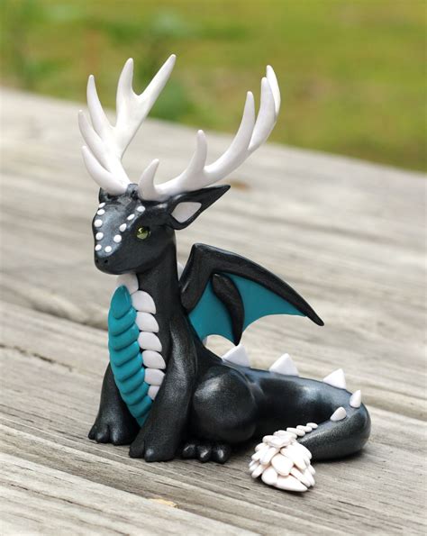 Fantasy Clay Dragon Sculpture Figurines