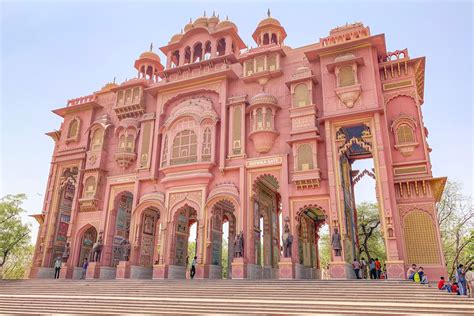 The Patrika Gate My Trip To Jaipur India With Clinique Katies