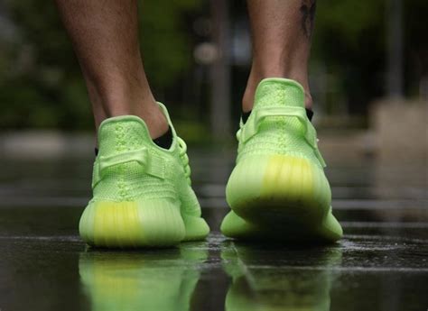 Adidas Yeezy Boost 350 V2 Glow In The Dark Eg5293 Release Date Sbd