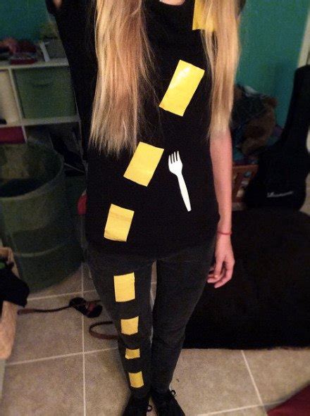 the absolute punniest costumes that anyone can diy 22 words clever halloween costumes