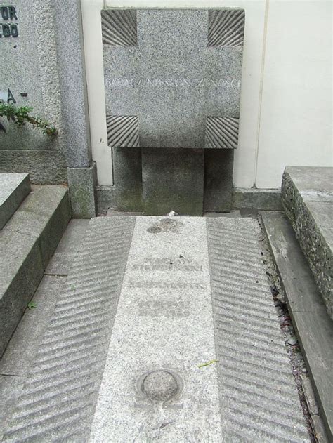 Ihr teppich sierpinski sollte selbstverständlich wahl perfekt zu ihrer vorstellung passen, sodass sie als kunde orientteppiche am ende bloß nicht von der investition enttäuscht werden! Wacław Sierpiński