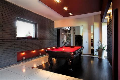 20 Ideas For Man Caves Masculine Wall Colors And Themes