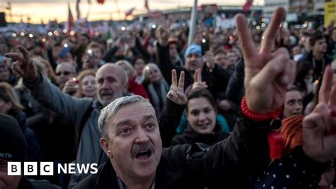 Czech Anti Government Protesters Mark Anniversary Of Revolution