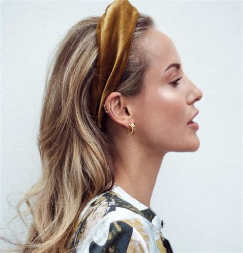 What Are Different ways To Hide Bangs? | A Vintage Touch Weddings