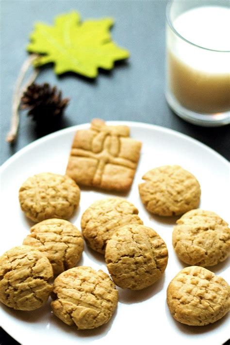 A perfect addition to your holiday cookie tray or exchange this year. Vegan Coconut Scented Lemon Polenta Cookies