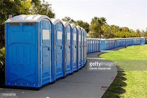 Long Bathroom Line Photos And Premium High Res Pictures Getty Images