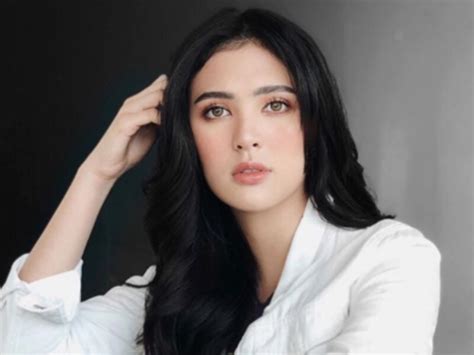 Sofia Andres Biography Height Shoe Size Body Measurements Weight And More Celebrity Shoe