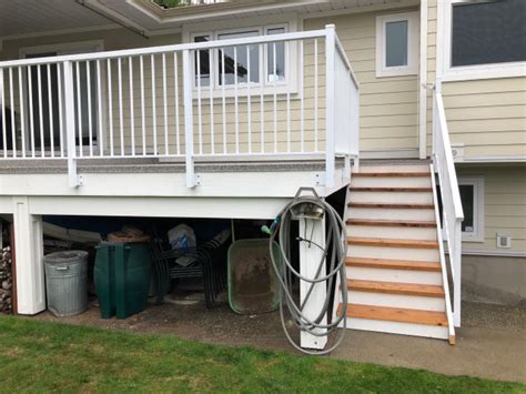 After Modern Deck Vancouver By Deck Pros Construction And Railings Inc Houzz Au
