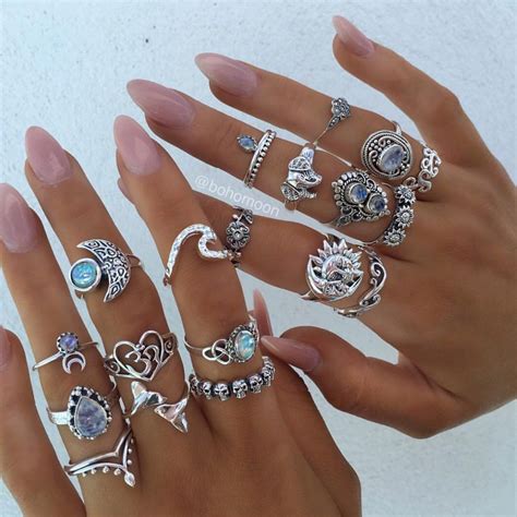 Pinterest↠ Alejandraaaa21 Jewelry Hand Jewelry Fine Jewelry