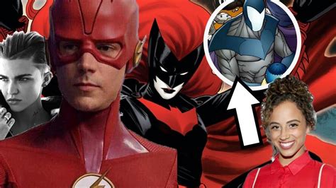 New Flash Season 5 Villain Spin Revealed Plus New Suit And Batwoman