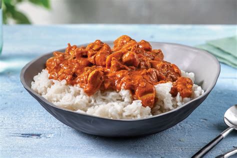 This easy butter chicken recipe will transport you from your kitchen into the homes of india, warming your palette and your tummy with its tantalizing ingredients: Butter Chicken with Basmati Rice Recipe | HelloFresh