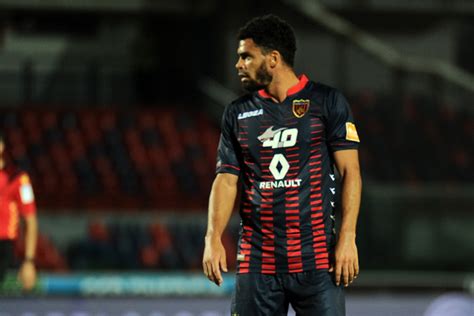 Spezia is 16th on the table with 29 points. Crotone-Spezia, Stroppa si affida a Riviére? - Calcio Spezia