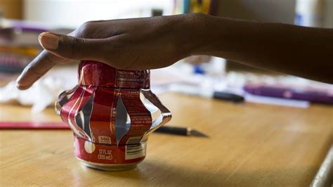 How To Make Your Own Soda Can Lanterns House Tipster