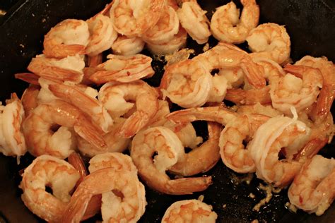 Frozen raw shrimp can be simple to prepare if you know the right techniques. How to Cook Frozen Shrimp in a Pan