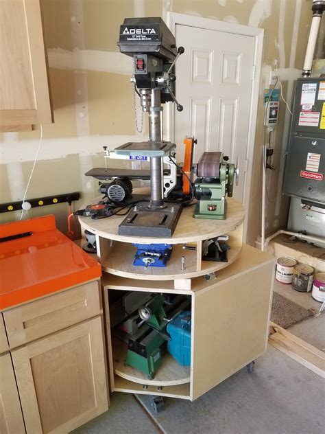 Rotating carousel tool bench (OC) : woodworking