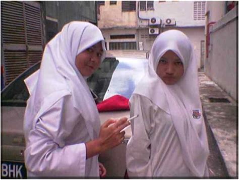Dalam hal ini, kepala sekolah memiliki pengaruh signifikan terhadap kualitas praktik pengajaran dan pencapaian belajar peserta didik. MOTIVASI DINAMIKA DIRI (MODID ) - MODUL HIGH IMPACT ...