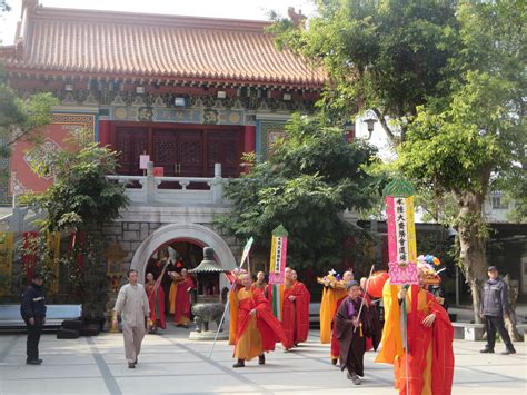 Po Lin Monastery Photo