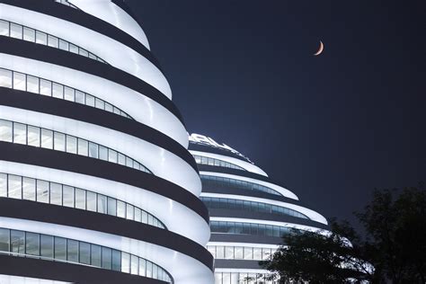 The Style Examiner Zaha Hadids Galaxy Soho Building Is