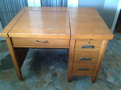 Antique Solid Oak Typewriter Desk North Nanaimo, Parksville Qualicum