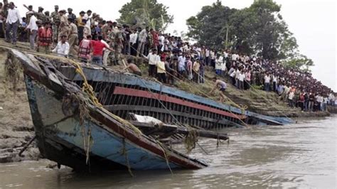 Capsized Indian Ferry Deaths Feared In Hundreds Cbc News