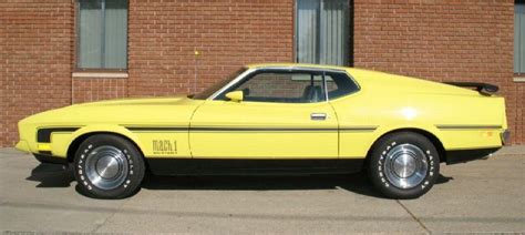 Grabber Yellow 1971 Mach 1 Ford Mustang Fastback