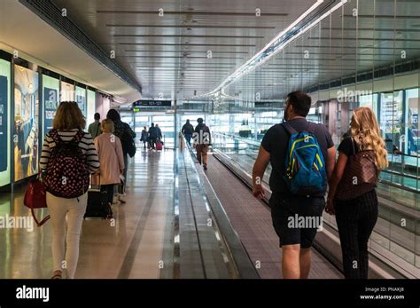 Dublin Airport Ireland Passengers Move Towards Departure Gates In