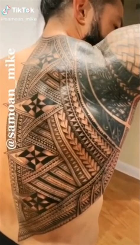 Roman reigns arm tattoo roman reigns tattoo page 2 truetattoos. Roman Reigns Shows Off His Incredible New Tattoo ...
