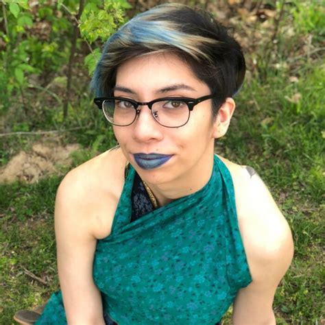Elizabeth Aguilar Queer Scientists Queer Scientists