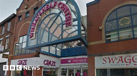 Girl Falls From Escalator At Rochdale Shopping Centre Bbc News