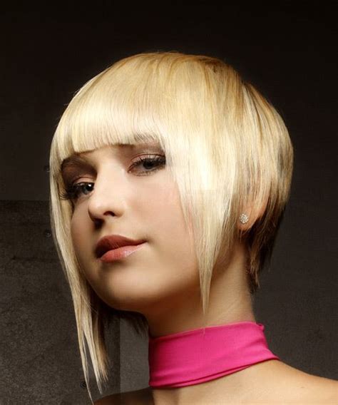 Each one of them has their own distinctive appeal. Asymmetrical Hairstyles and Haircuts in 2018