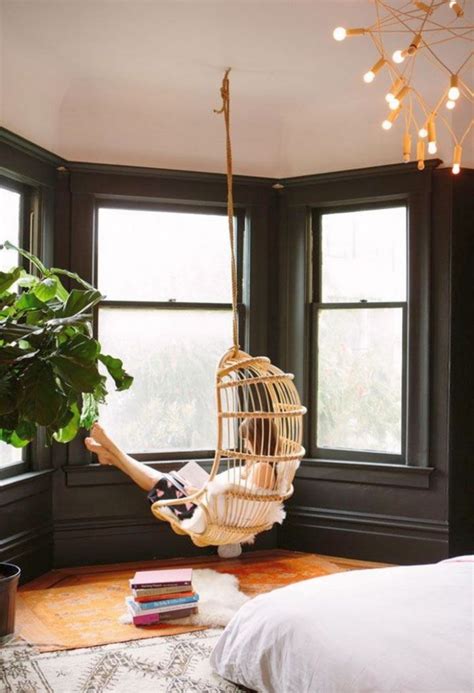 18 Catchy Bedroom Swings Ideas