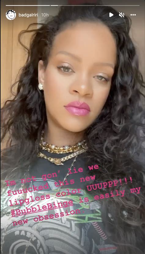 Rihanna Announces Her Pregnancy By Saying Shes Preggo Af In Instagram Story