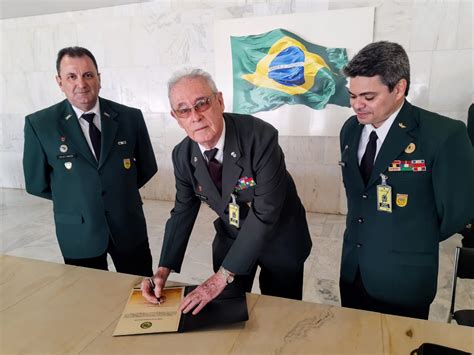 Passagem De Comando Do Cnor Aore Associação Dos Oficiais Da Reserva Do Exército De Curitiba
