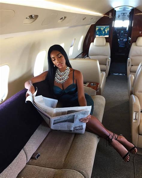 Pin By 𝓑𝓵𝓪𝓬𝓴 𝓕𝓮𝓶𝓲𝓷𝓲𝓷𝓲𝓽 On Black Women In Luxury Luxury Lifestyle
