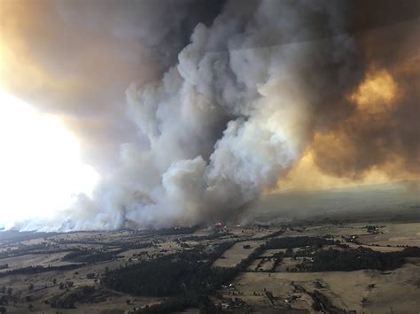 The list contains individual bushfires and bushfire seasons that have resulted in fatalities, or bushfires that have burned in excess of 5,000 hectares (12,000 acres), or was significant for its damage to particular australian landmarks. A prayer during the Australian bushfires | America Magazine