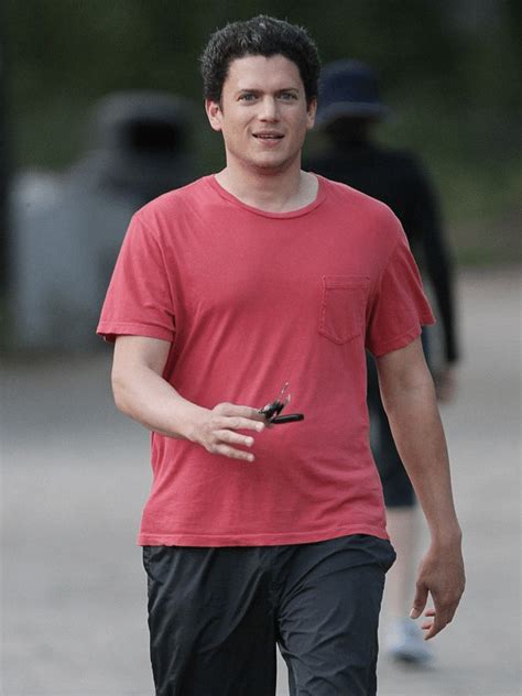 Miller ii, is a lawyer and teacher, who was studying at the university of oxford on a rhodes scholarship at the time of miller's birth. Wentworth Miller : « Les hommes aussi peuvent complexer ...