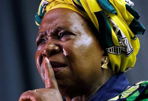 Занимала посты министра здравоохранения юар с 1994 по 1999 годы, в правление нельсона манделы. Dlamini-Zuma's R250,000 Gupta award prize was from ...
