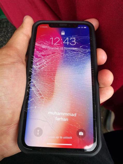 First Iphone X Broken In Malaysia There Goes Rm1799 Pokde