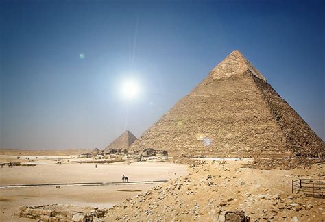 Nlo Ili Meteor Iznad Egipatskih Piramida Vijesti Logi No