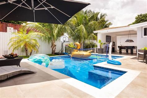 pool party villa with heated pool gym jacuzzi games and more usa miami gardens